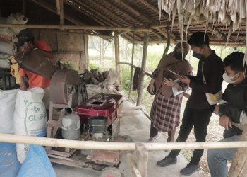 PENGUJIAN MESIN PEMOTONG, KEDAIREKA GAHARU DI STABAT, KAB. LANGKAT