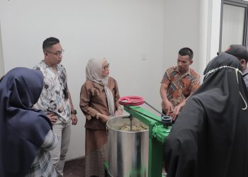 PENGUJIAN MESIN PENGADUK SABUN, KEDAIREKA GAHARU DI STABAT, KAB. LANGKAT