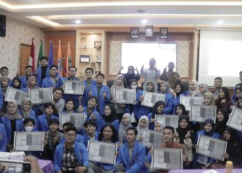 PELATIHAN BUSINESS PLAN & BUSINESS MODEL CANVAS UNTUK MAHASISWA P2MW